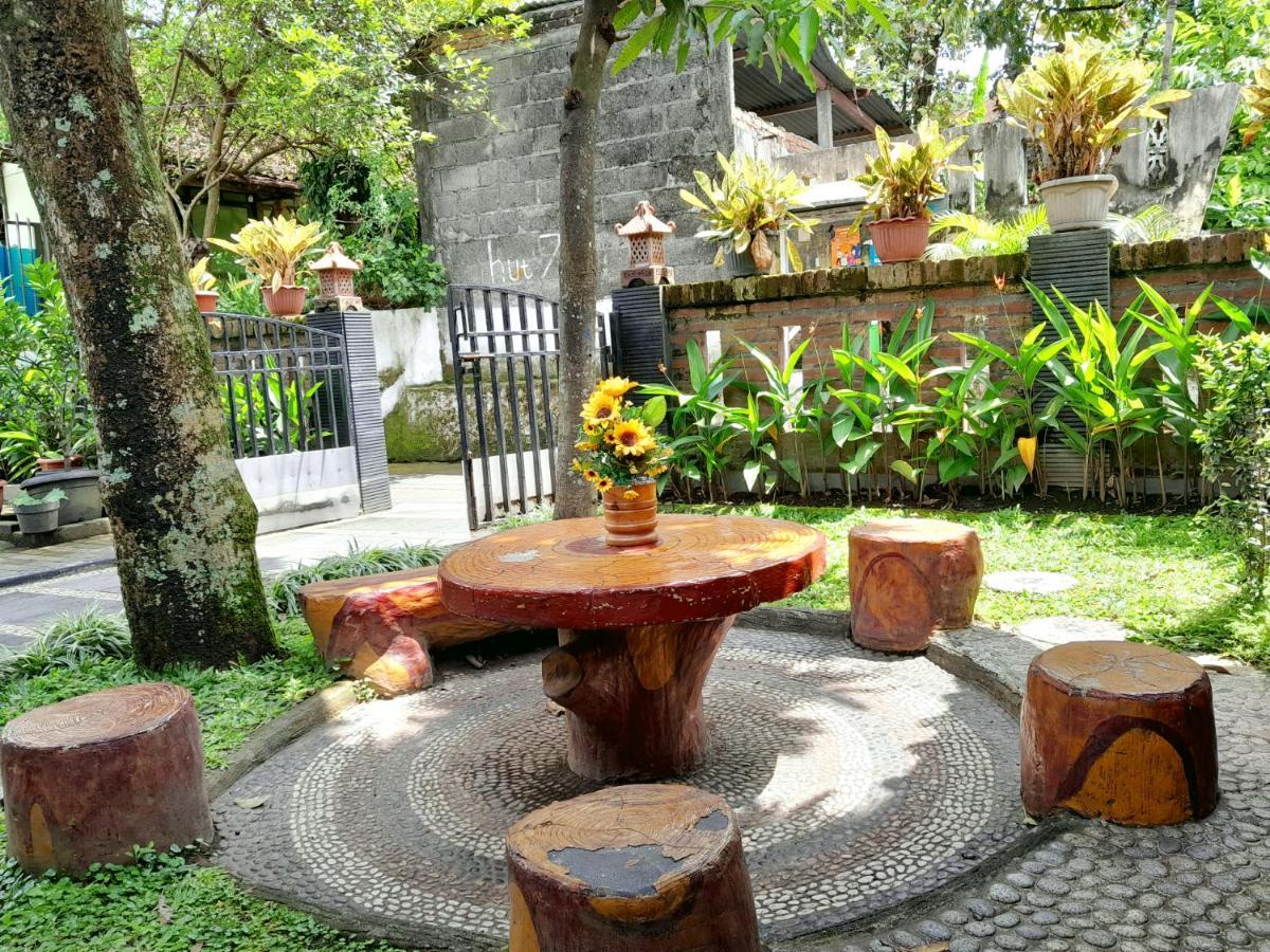 Ngampilan Backpacker Hostel Yogyakarta Exterior foto