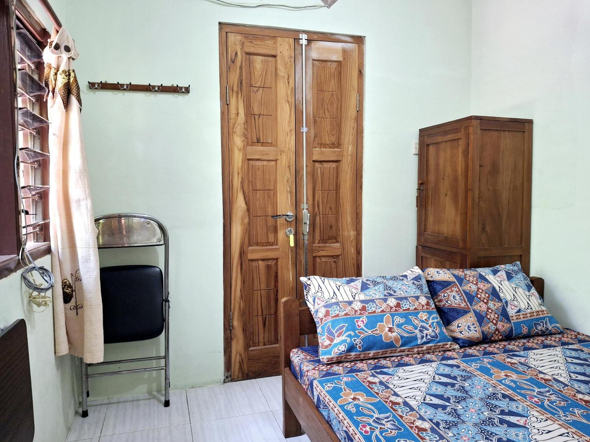 Ngampilan Backpacker Hostel Yogyakarta Exterior foto